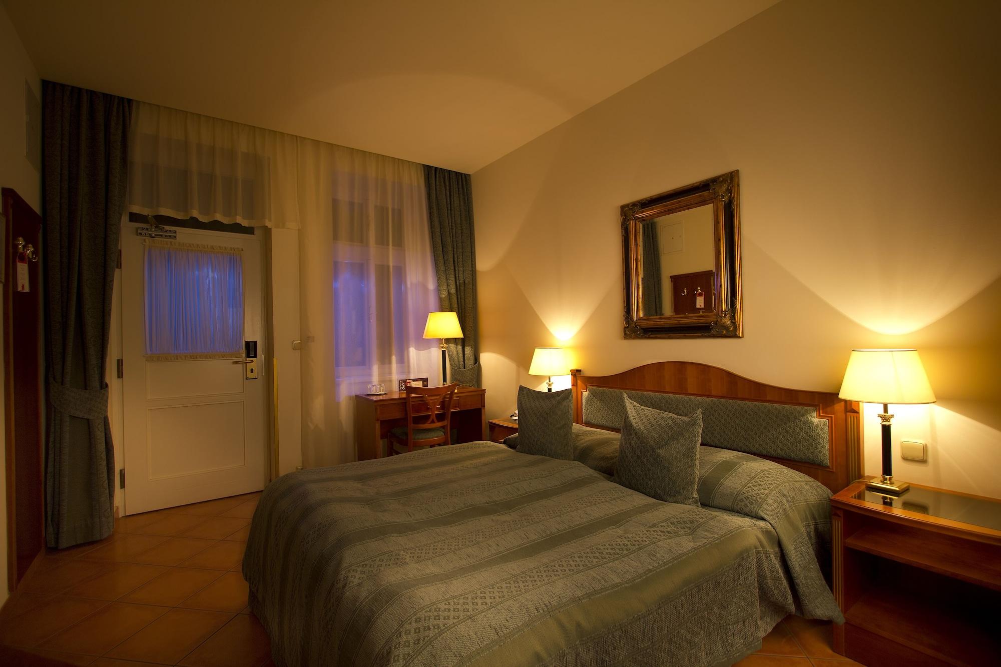Hotell Ariston