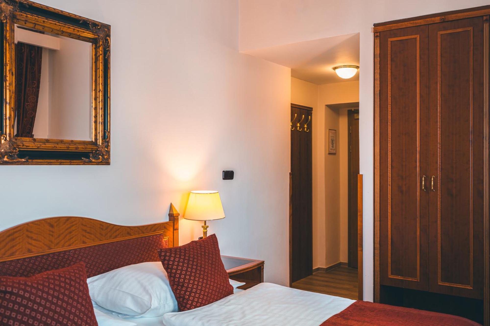 Hotell Ariston 4*