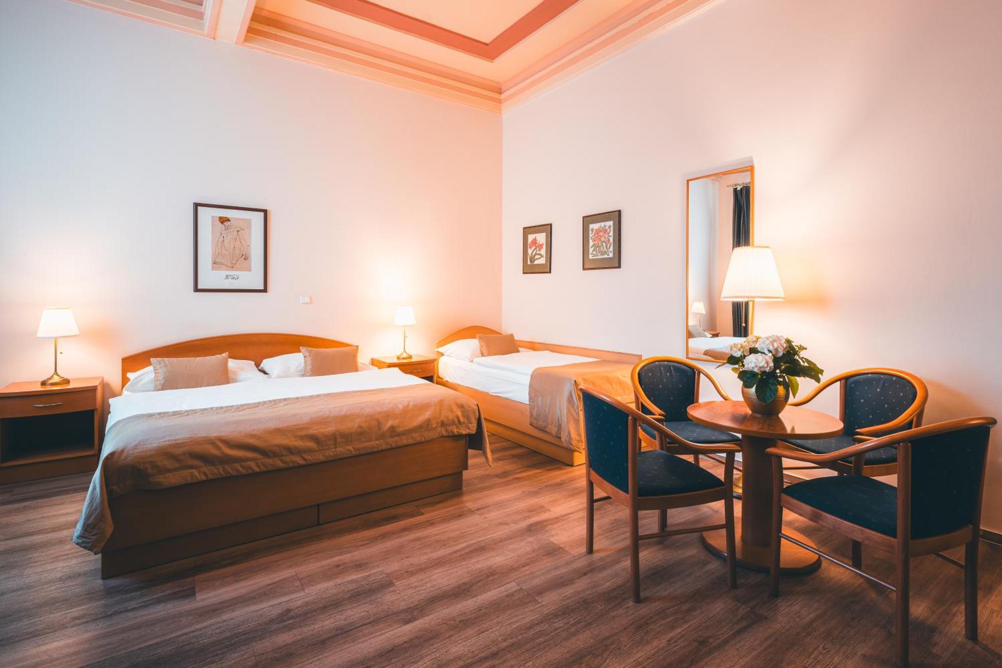 Hotell Ariston Prag